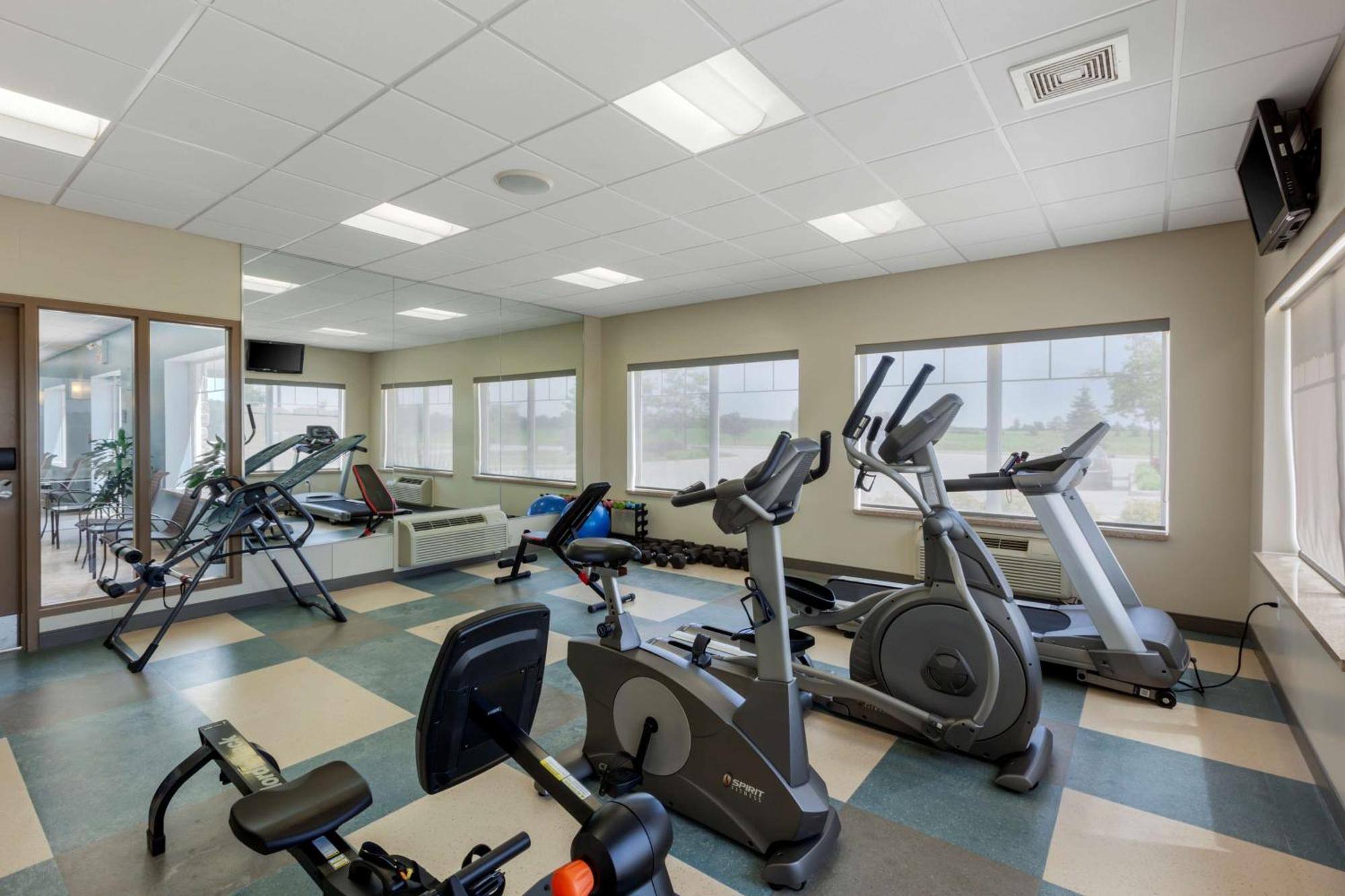 Best Western Plus Walkerton Hotel & Conference Centre Экстерьер фото